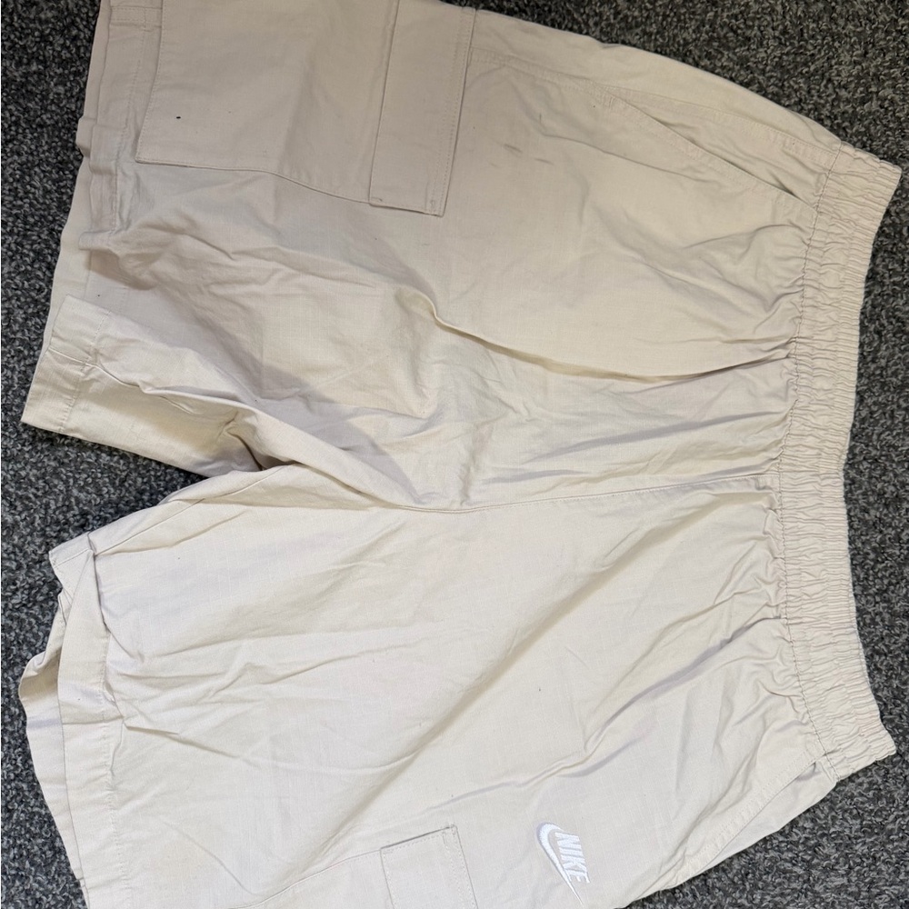 Nike Men's Cream Athletic Shorts